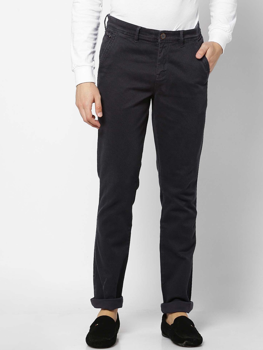 

Red Flame Men Slim Fit Mid-Rise Stretchable Cotton Trousers, Grey