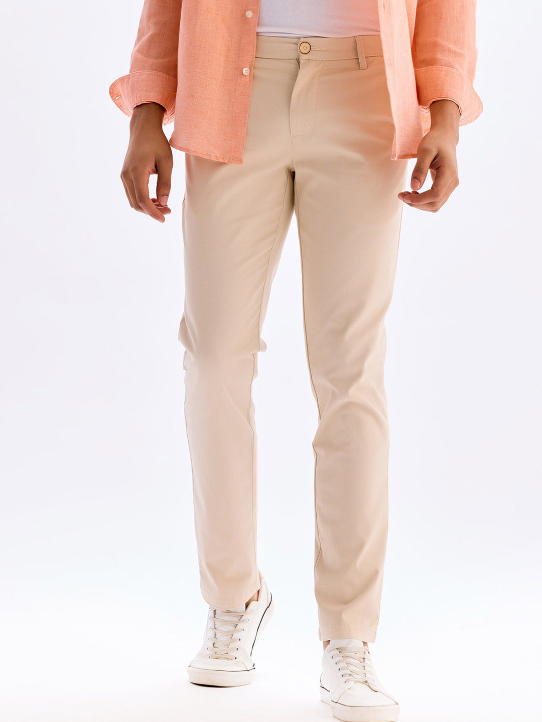 

Red Flame Men Slim Fit Stretchable Mid-Rise Trousers, Cream
