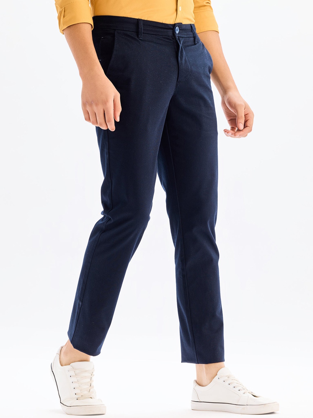 

Red Flame Men Slim Fit Mid-Rise Cotton Trousers, Navy blue