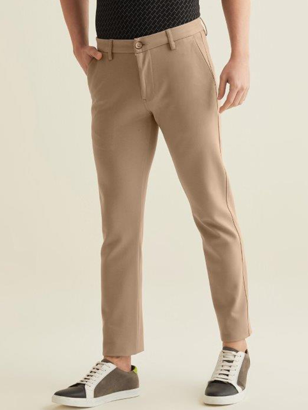 

Red Flame Men Slim Fit Stretchable Mid Rise Trousers, Cream