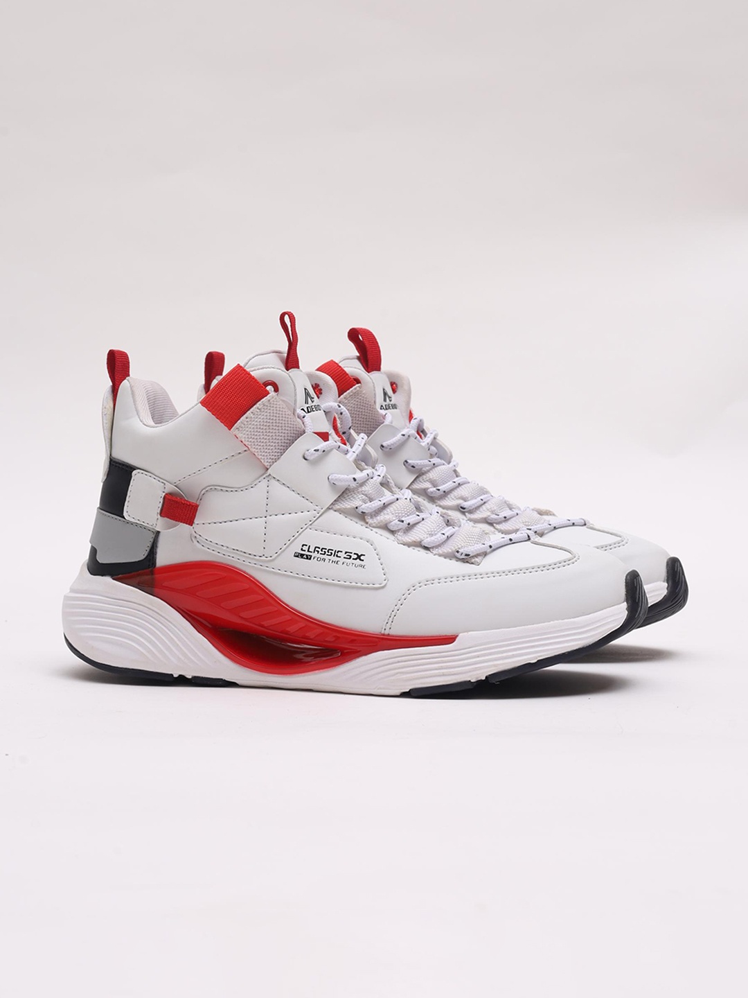 

adeboy Men Colourblocked Sneakers, Red