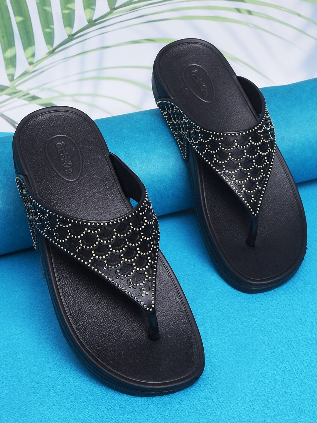 

Action EVA Flotter Women Embellished Thong Flip-Flops, Black