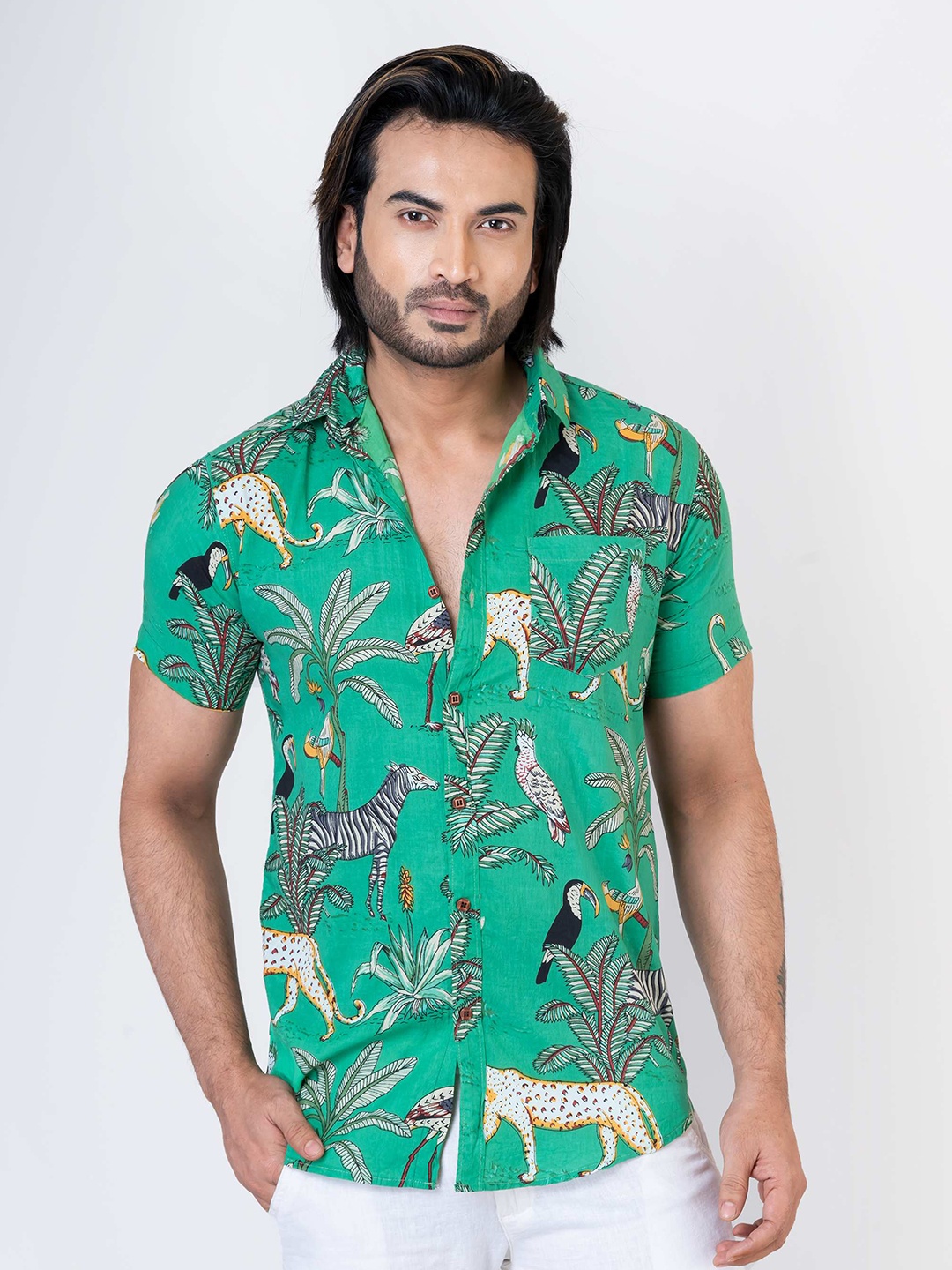 

Kartikeya Jaipur Standard Opaque Printed Cotton Casual Shirt, Green