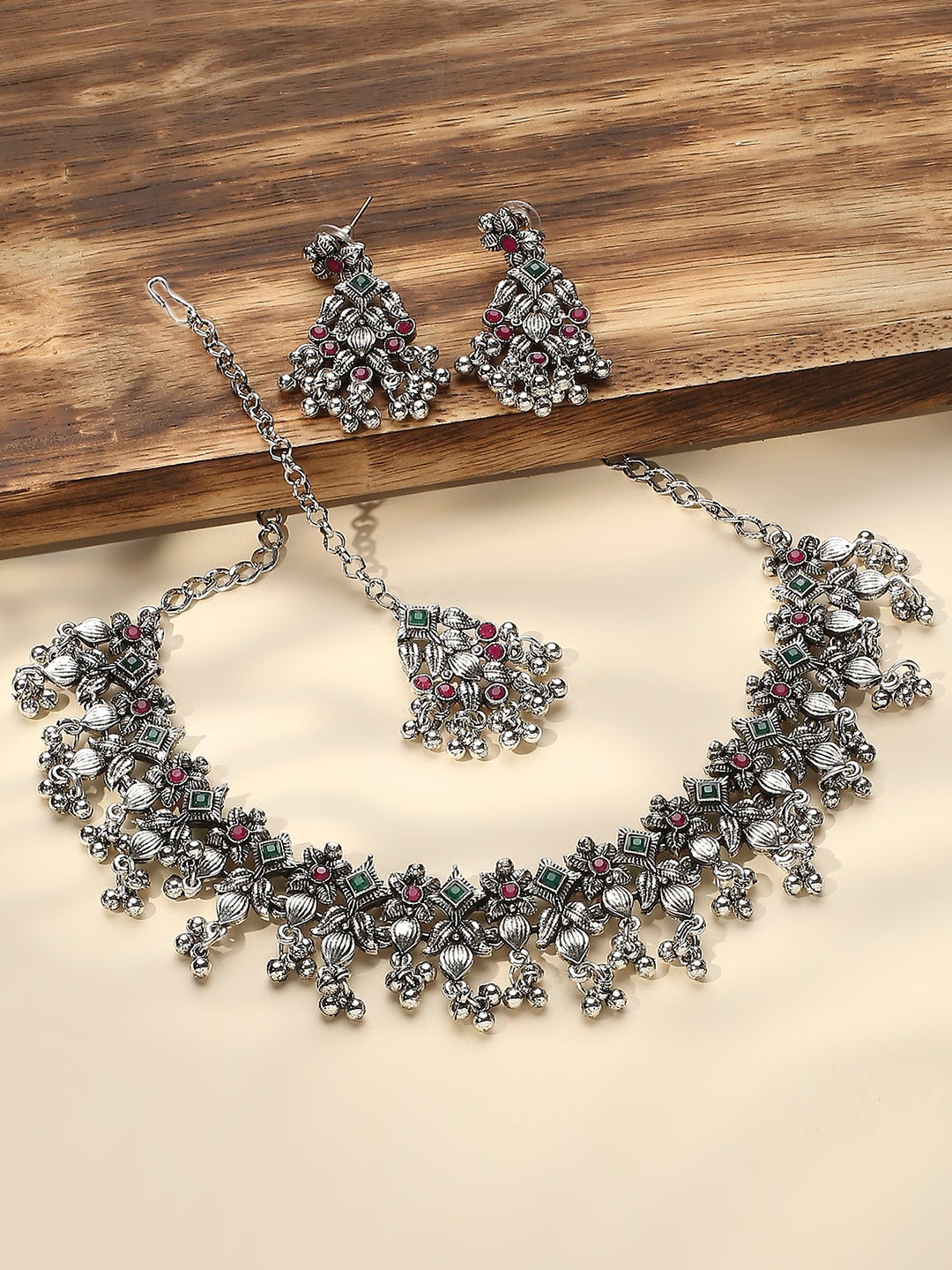 

VATSALYA creation Silver-Plated Stones Studded Jewellery Set