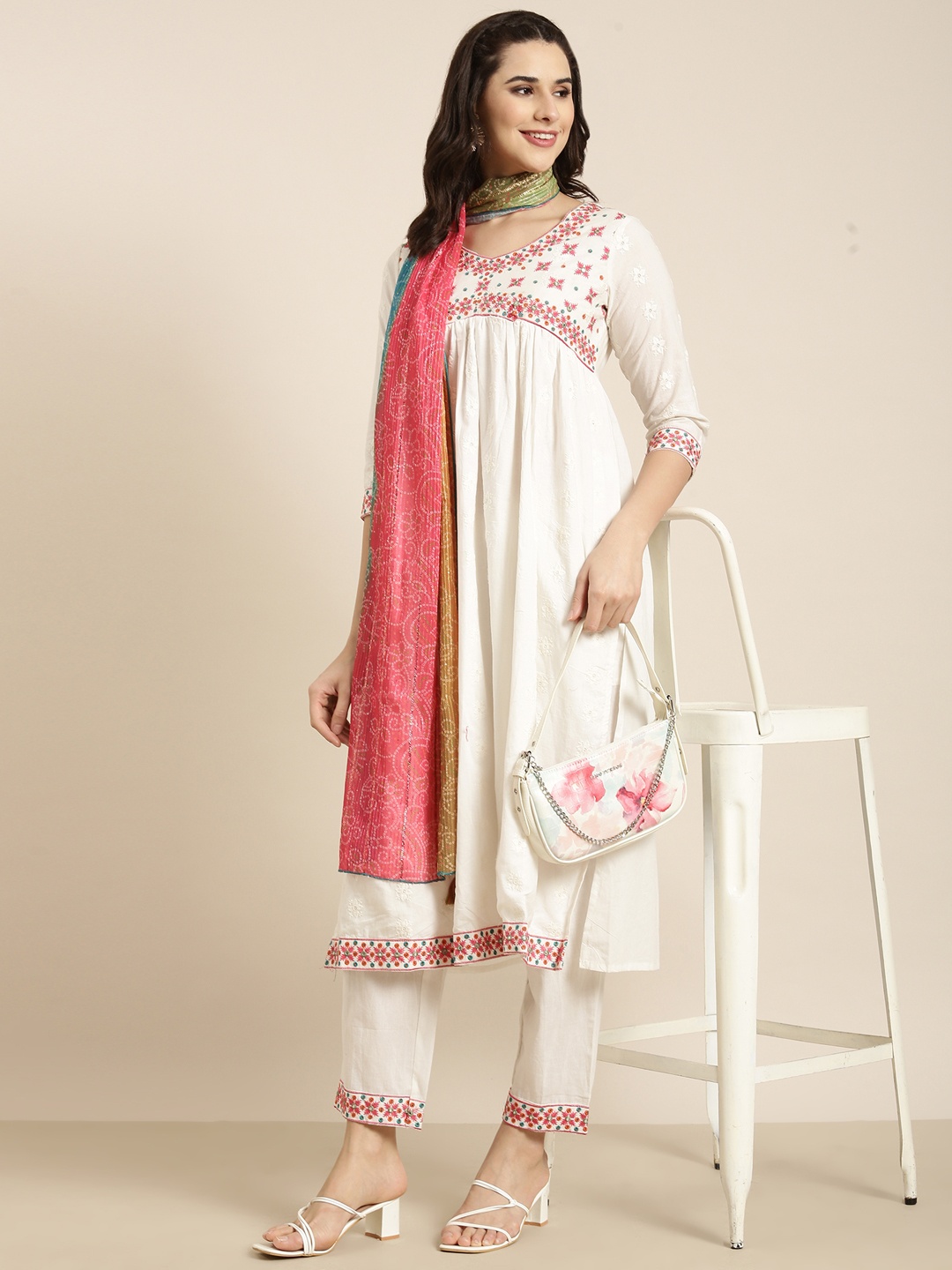 

SHOWOFF Embroidered V Neck Thread Work Kurta with Trousers & With Dupatta, Off white