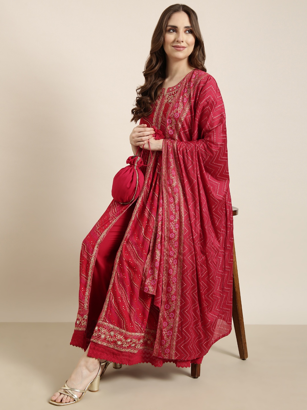 

SHOWOFF Geometric Printed Round Neck Anarkali Kurta with Trousers & With Dupatta, Pink