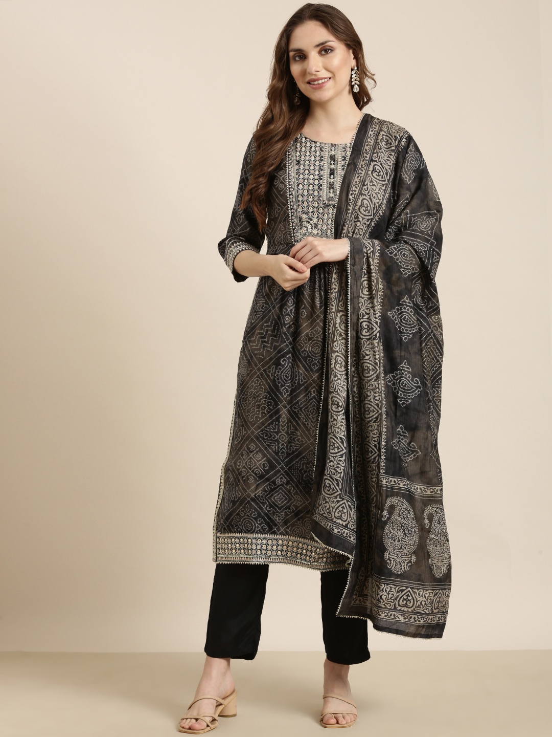 

SHOWOFF Bandhani Printed Empire Kurta with Trousers & With Dupatta, Black