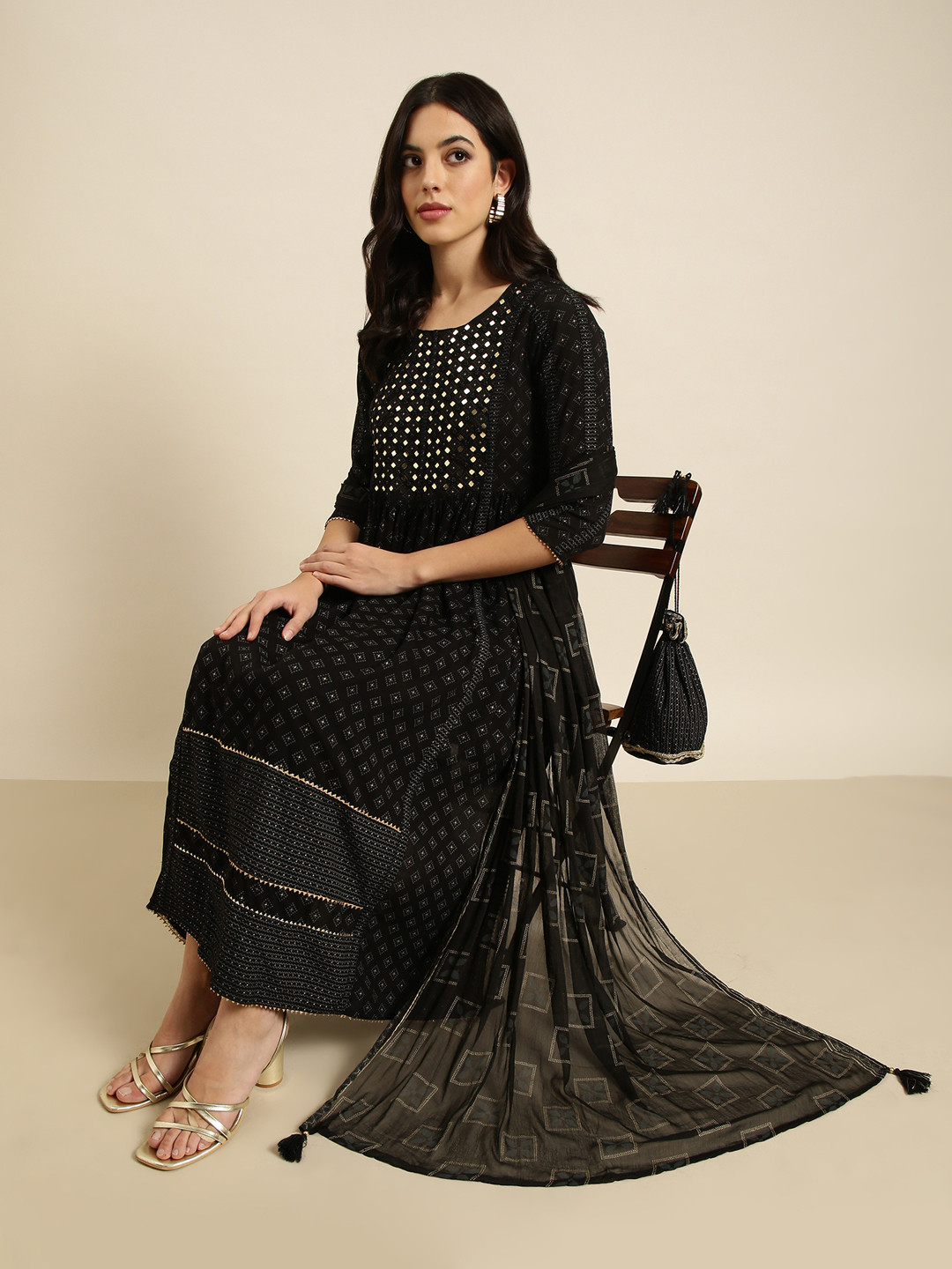 

SHOWOFF Printed Empire Mirror Work Kurta with Trousers & With Dupatta, Black