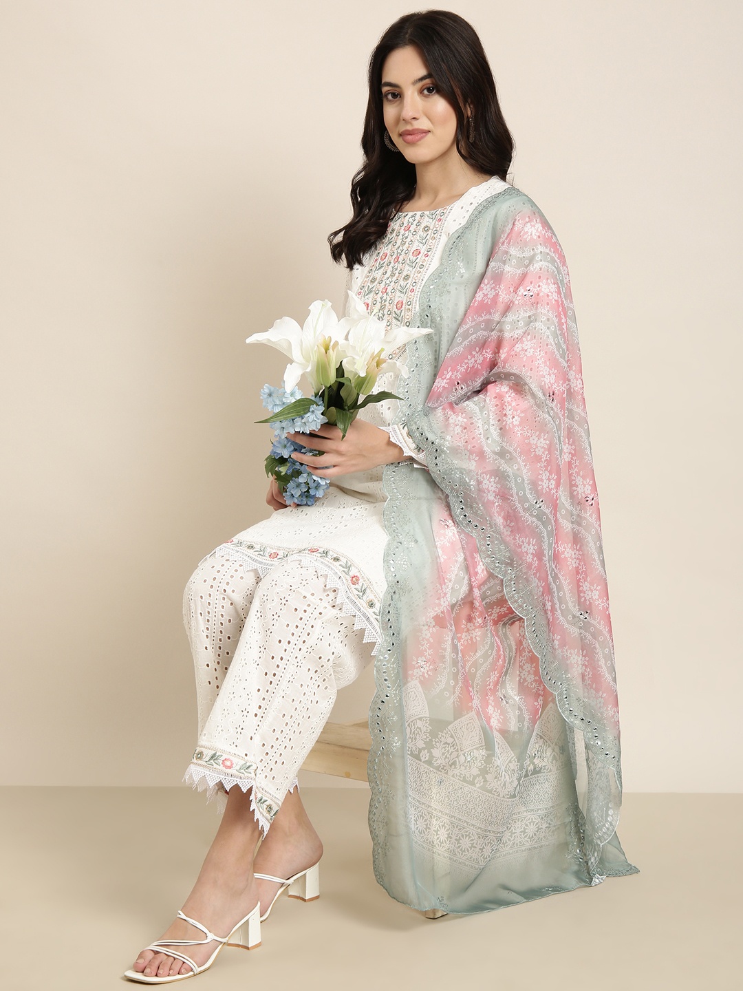

SHOWOFF Embroidered Round Neck Long Sleeves Thread Work Kurta with Trousers & With Dupatta, Off white