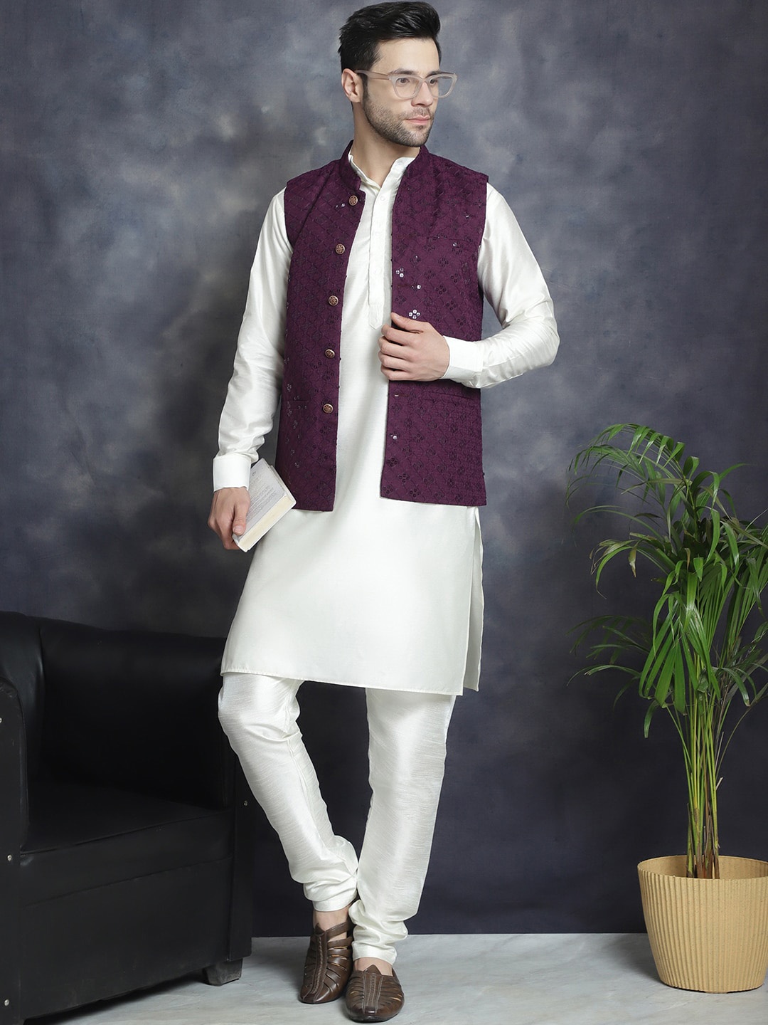 

Jompers Mandarin Collar Kurta With Churidar & Sequinned Nehru jacket, Purple