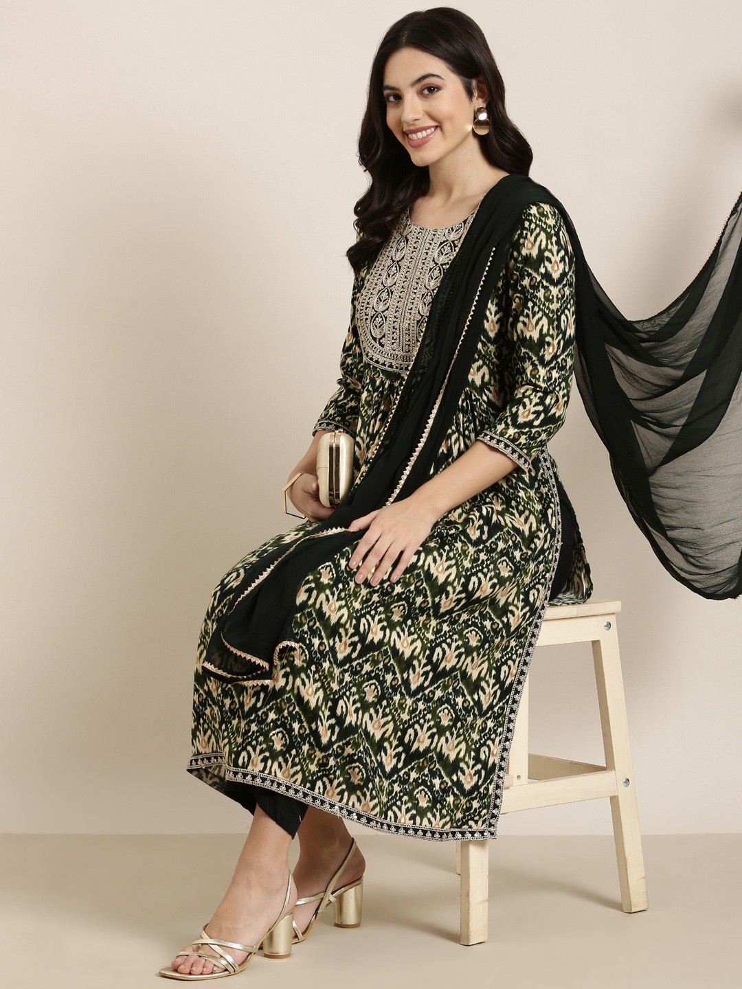 

SHOWOFF Ethnic Motifs Embroidered Empire Thread Work Kurta with Trousers & Dupatta, Green