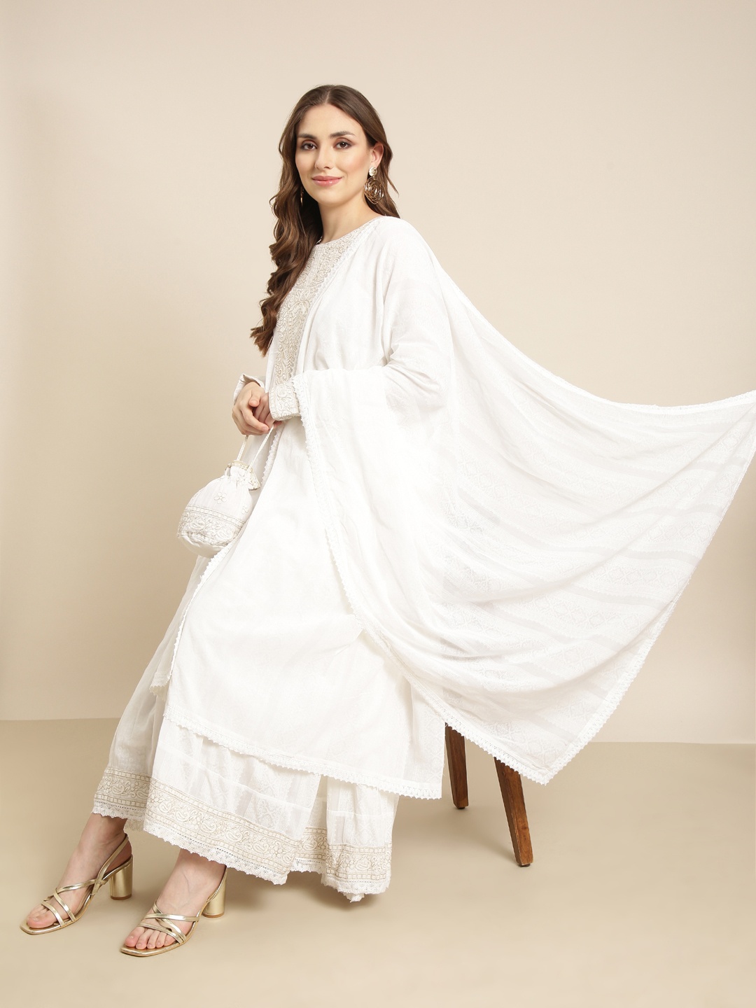 

SHOWOFF Thread Work Kurta with Trousers & Dupatta, Off white