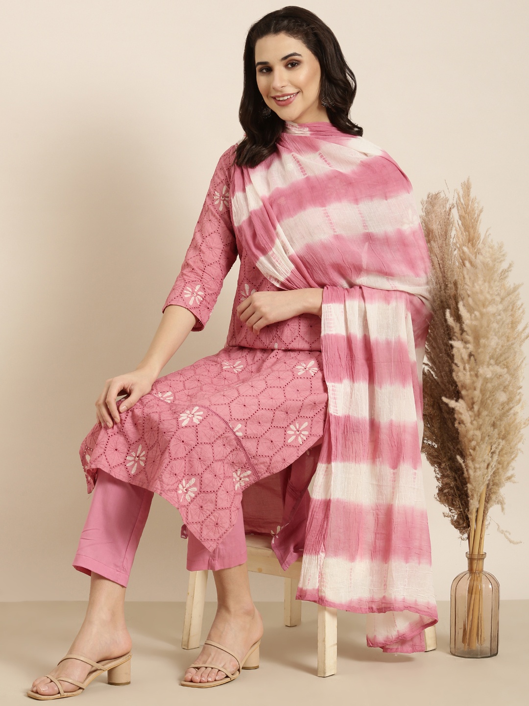 

SHOWOFF Floral Embroidered Beads and Stones Kurta With Trouser & Dupatta, Pink