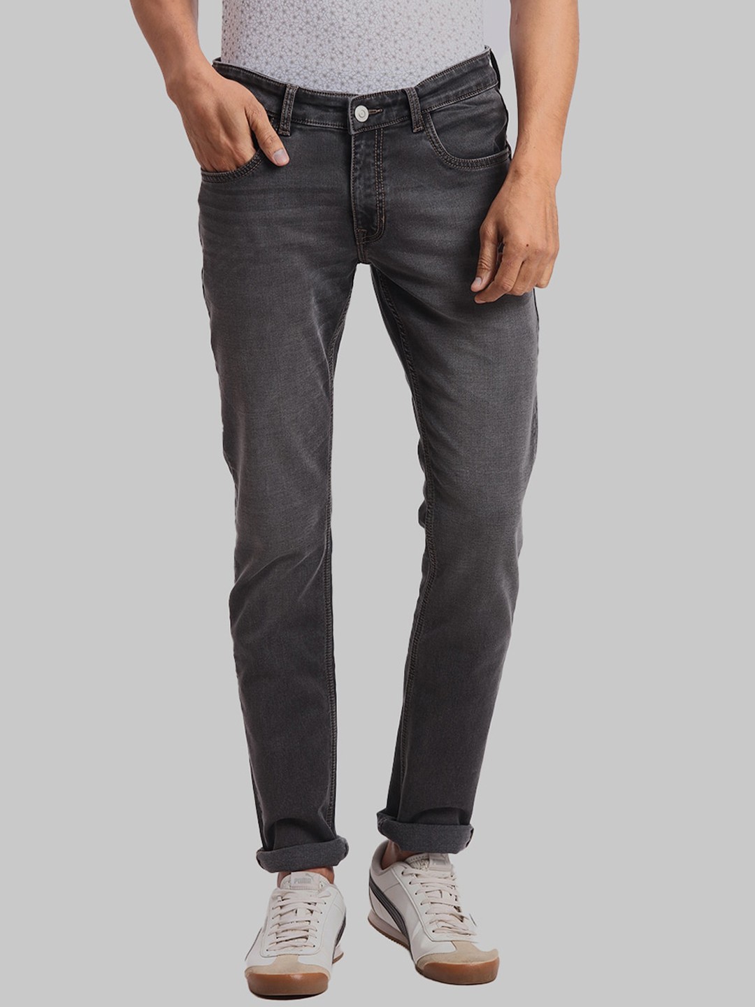 

ColorPlus Men Tapered Fit Clean Look Light Fade Jeans, Grey