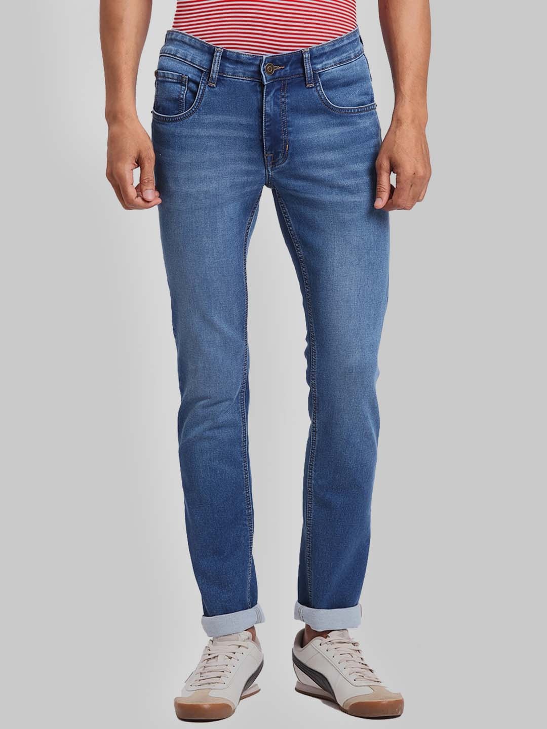 

ColorPlus Men Tapered Fit Clean Look Light Fade Whiskers Jeans, Blue