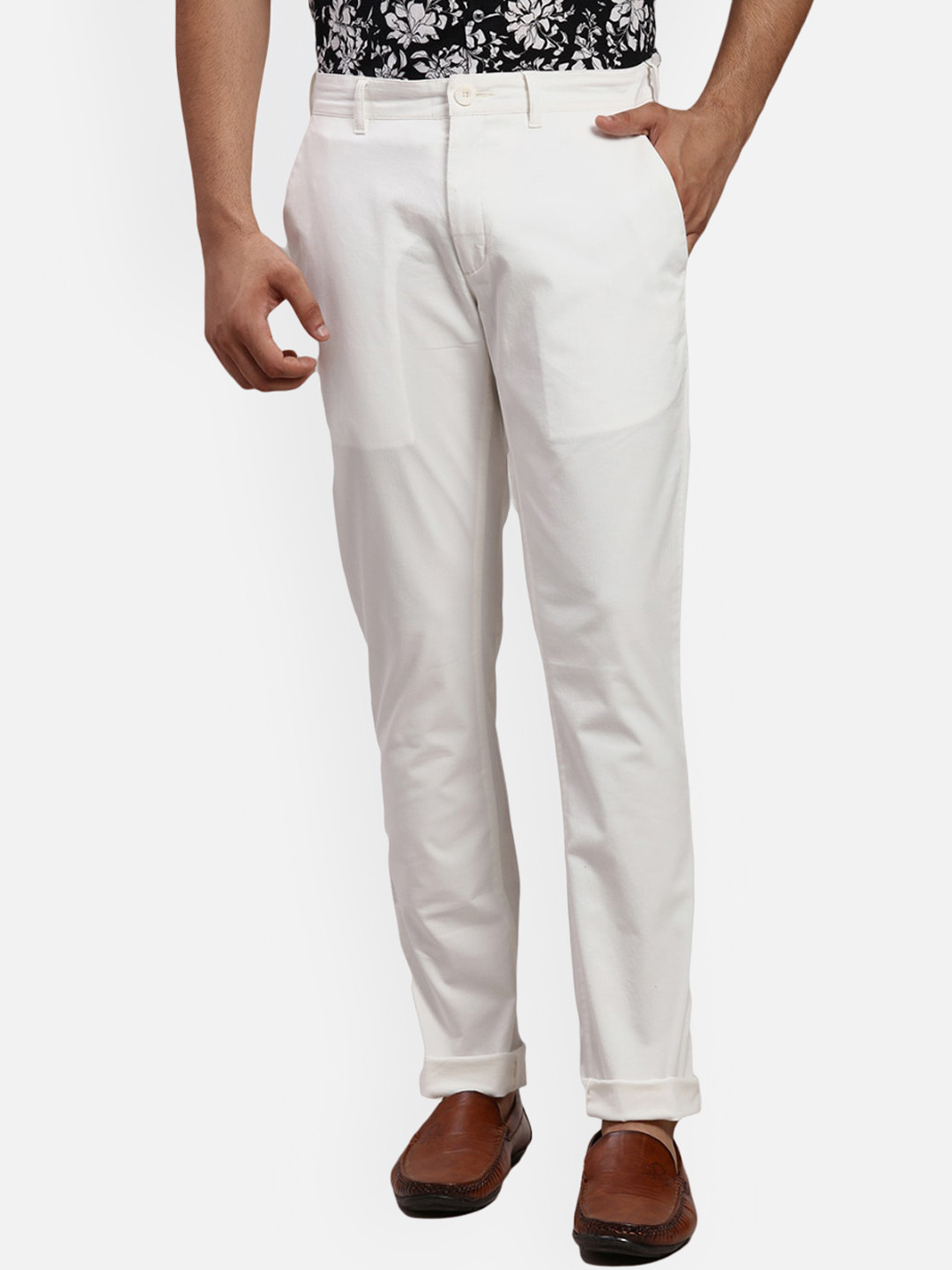 

ColorPlus Men Slim Fit Chinos Trousers, White