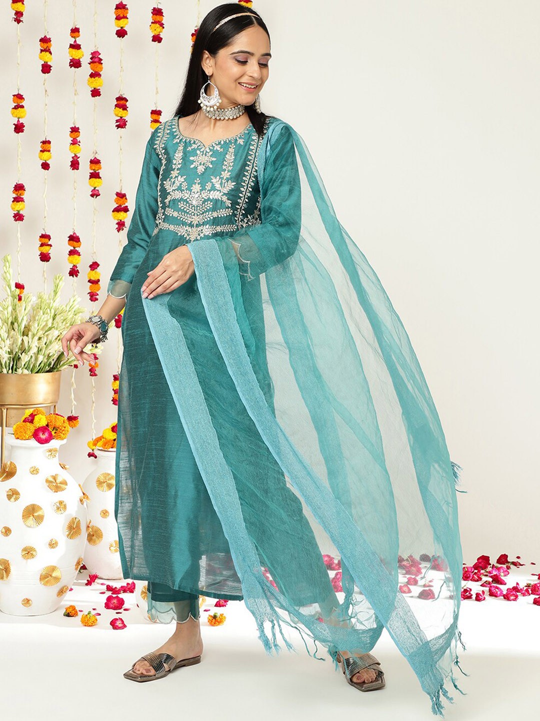 

KALINI Women Ethnic Motifs Yoke Design Regular Gotta Patti Kurta with Trousers & With Dupatta, Teal