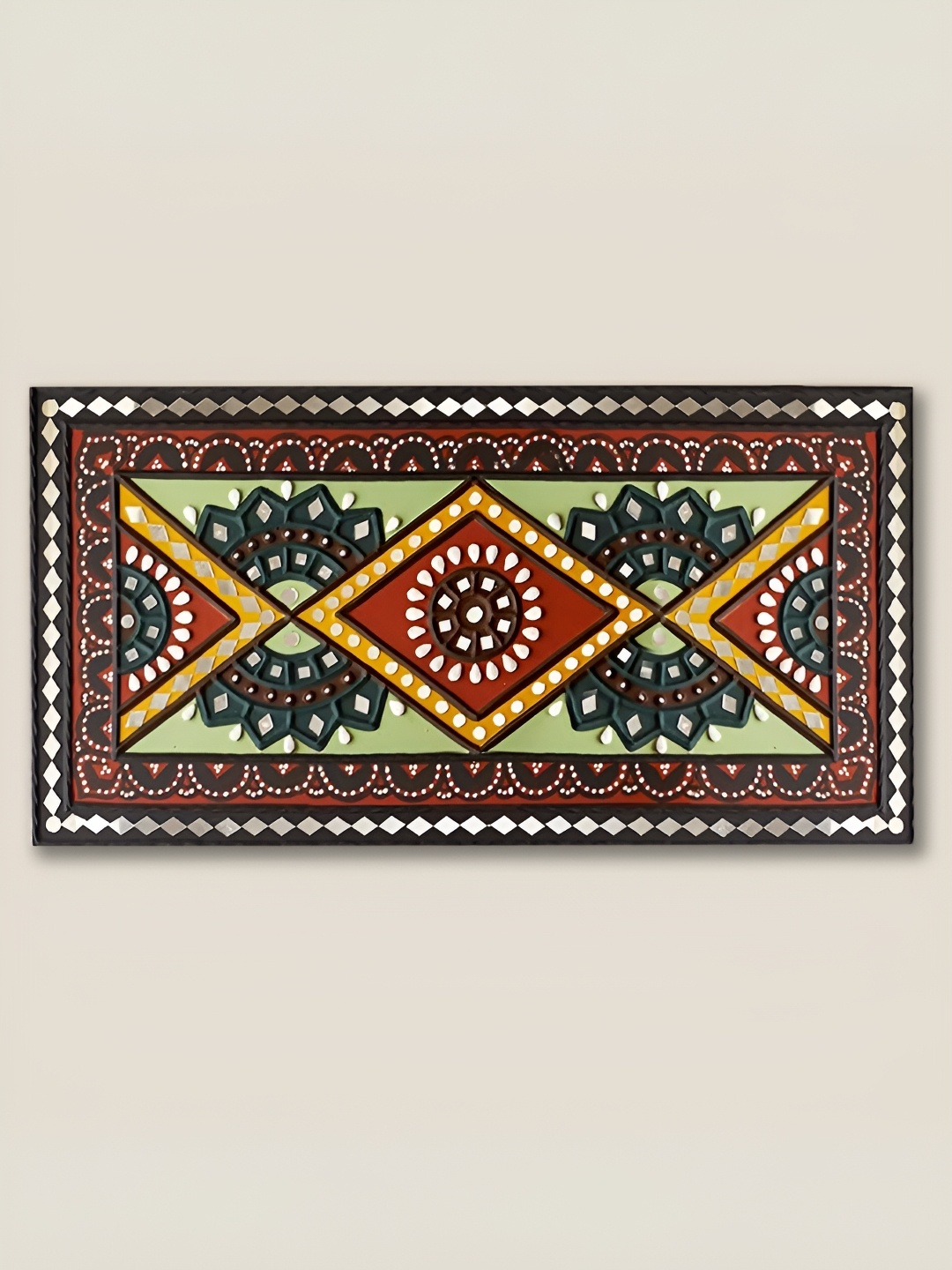 

Peepul Tree Green & Brown Mud Art Wall Hanging