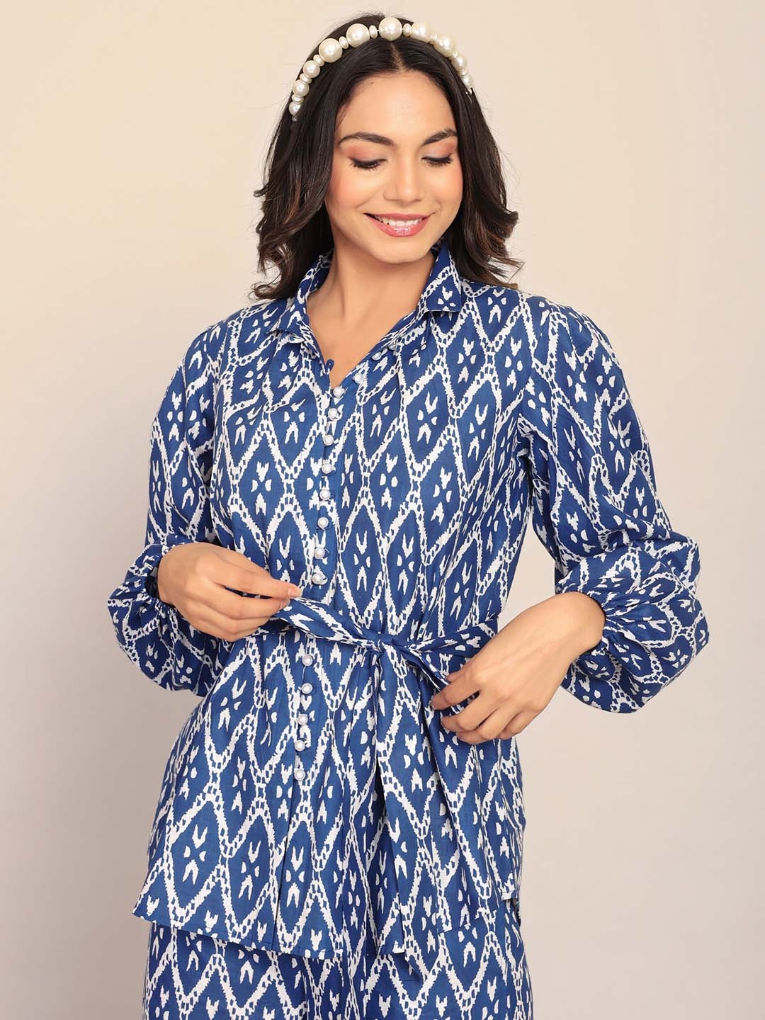 

KAORI BY SHREYA AGARWAL Spread Collar Comfort Geometric Printed Casual Cotton Shirt, Blue