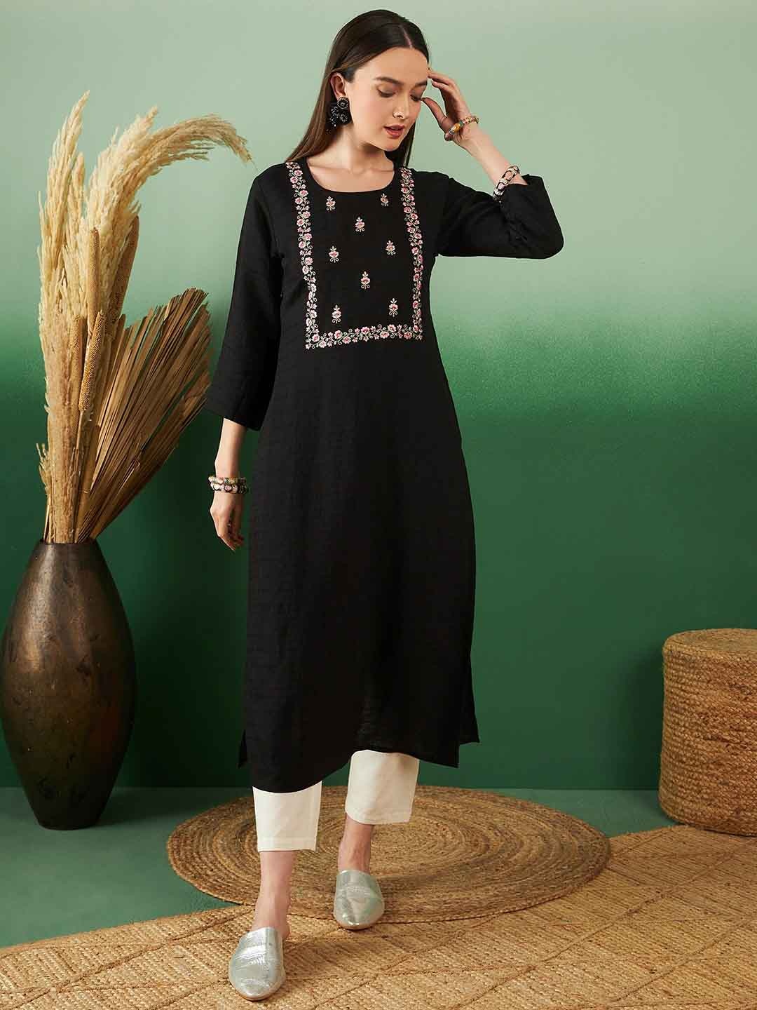 

Sangria Embroidered Round Neck Three-Quarter Sleeves Straight Kurta, Black