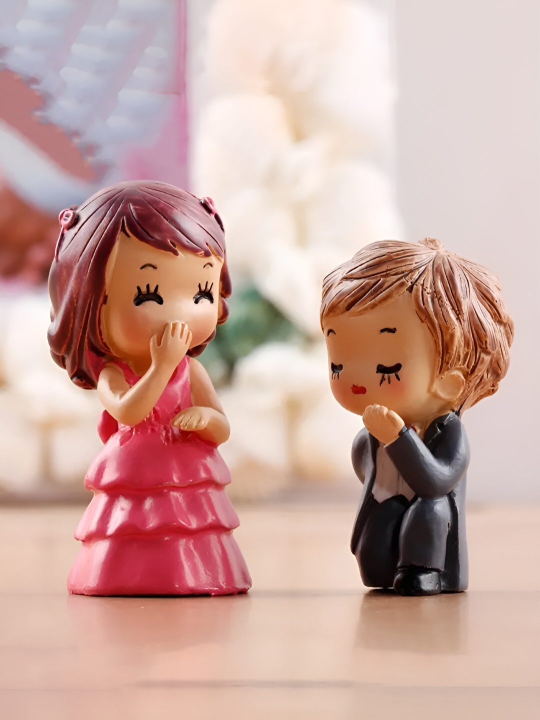 

CraftVatika Pink & Black Couple Miniature Figurine Showpiece