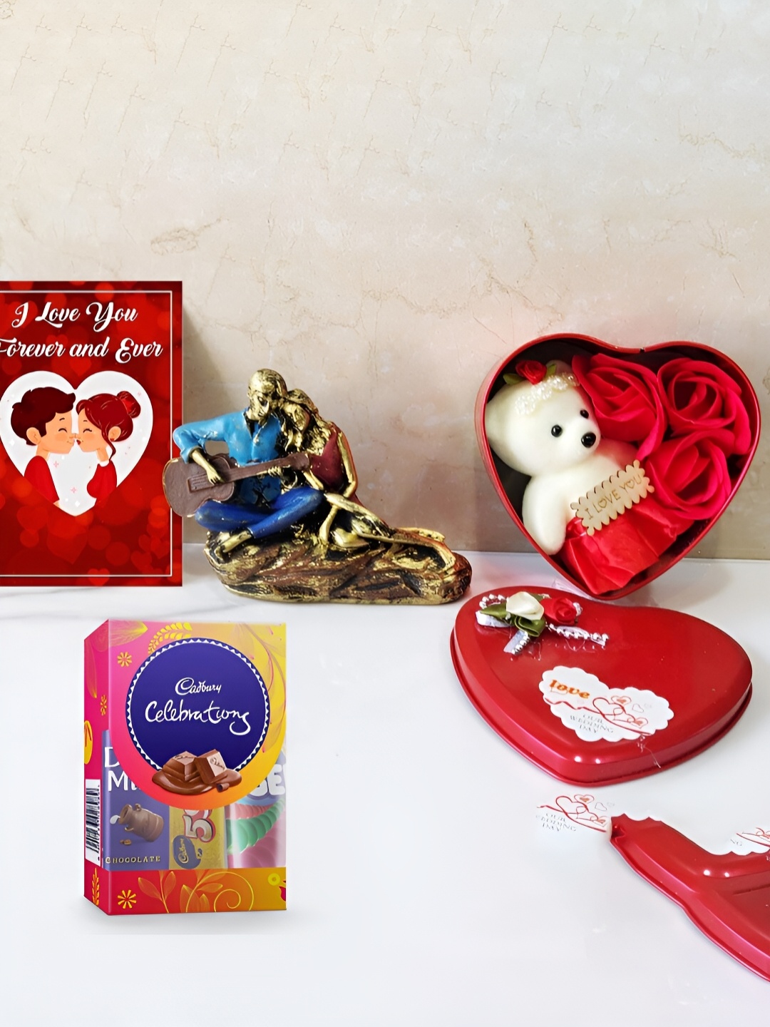 

CraftVatika Red Blue 3 Pieces Valentines Home Gift Set