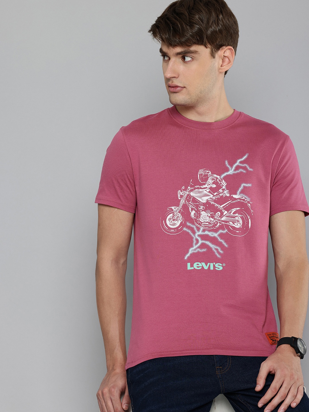

Levis Printed Pure Cotton Slim Fit T-shirt, Purple