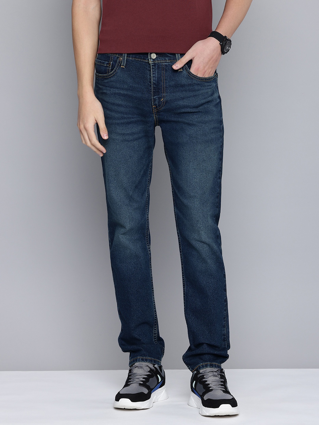 

Levis Men 511 Slim Fit Light Fade Jeans, Blue