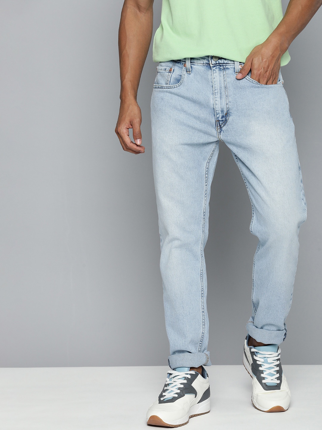 

Levis Men 512 Slim Tapered Fit Heavy Fade Jeans, Blue