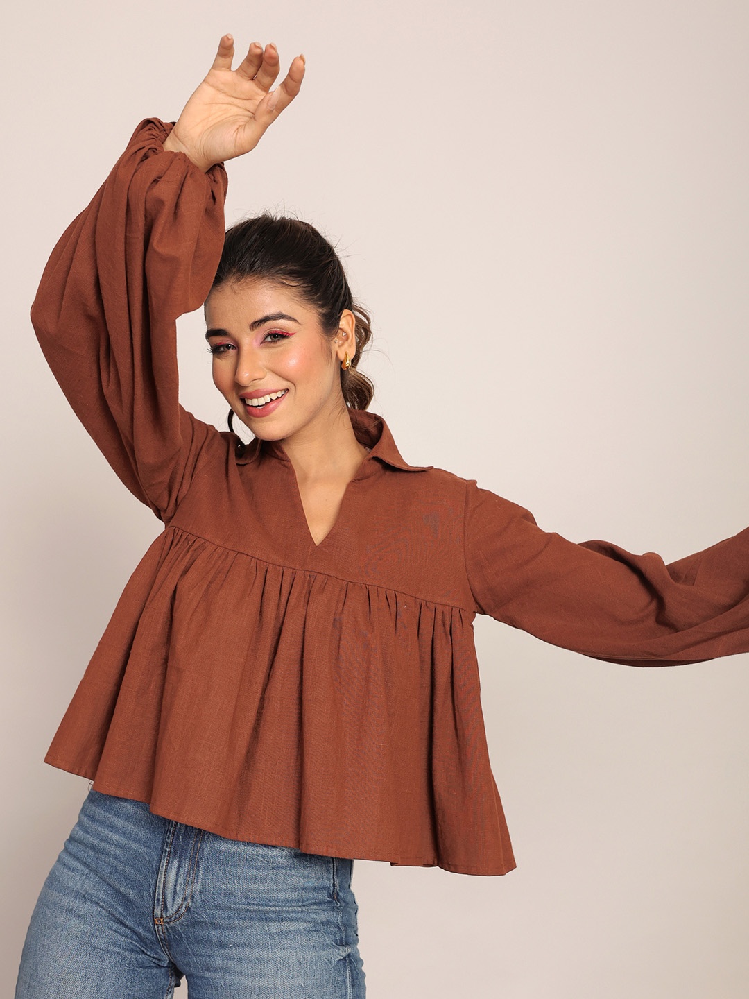 

KAORI BY SHREYA AGARWAL Shirt Collar Cuffed Sleeves A-Line Top, Brown