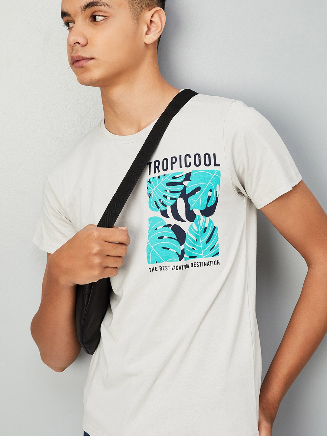

max Boys Typography Printed Cotton T-shirt, Cream