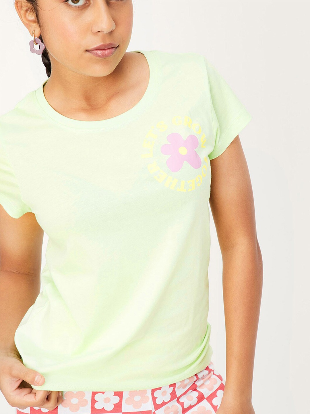 

max Girls Typography Printed Round Neck Cotton Casual T-shirt, Green