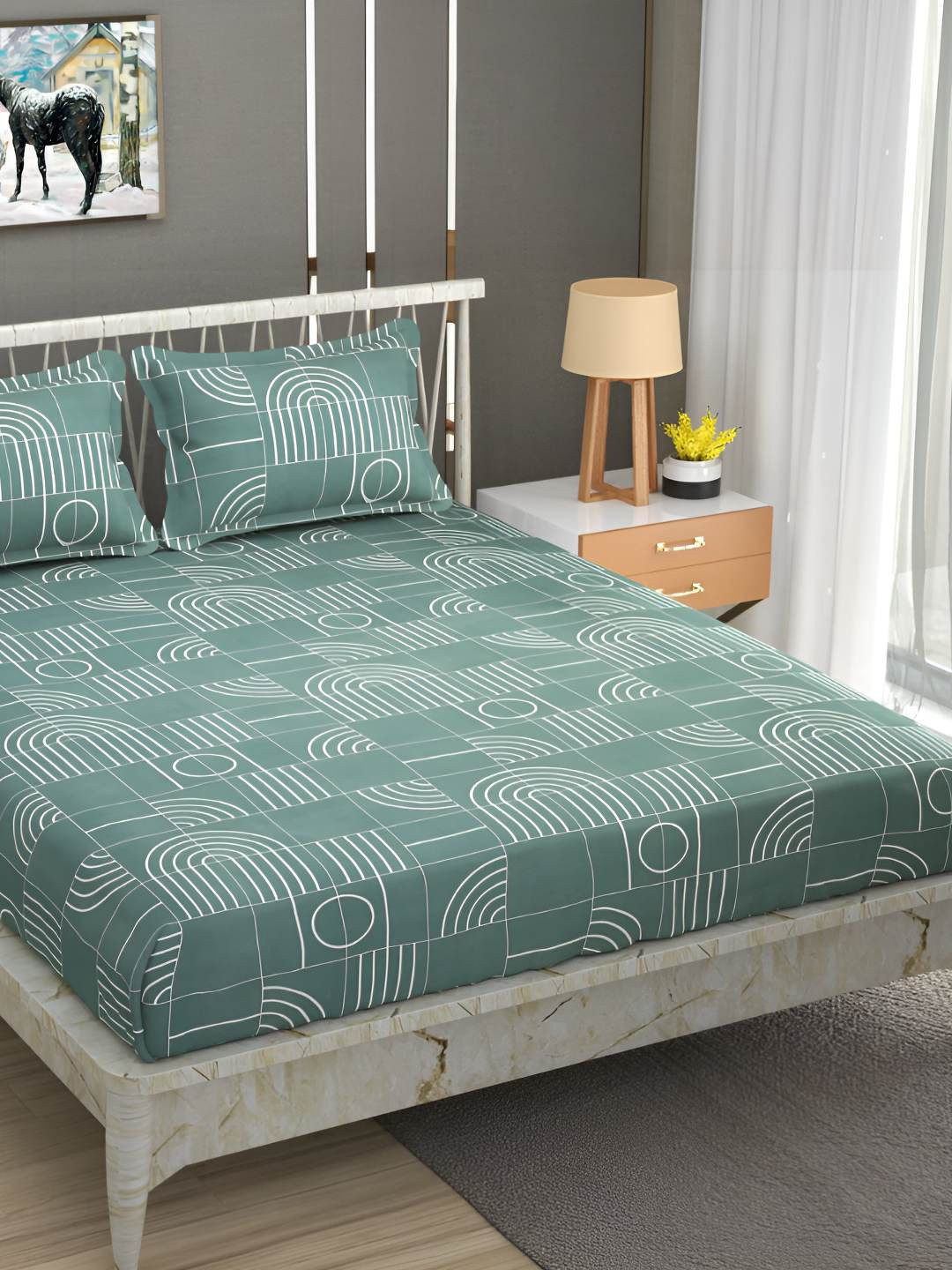 

Bajo's Green Geometric Printed 250 TC Fitted King King Bedsheet with 2 Pillow Covers