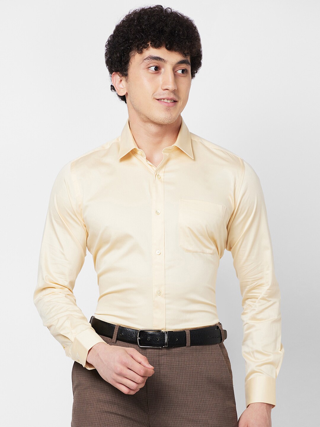 

Raymond Cutaway Collar Contemporary-Fit Formal Shirt, Yellow
