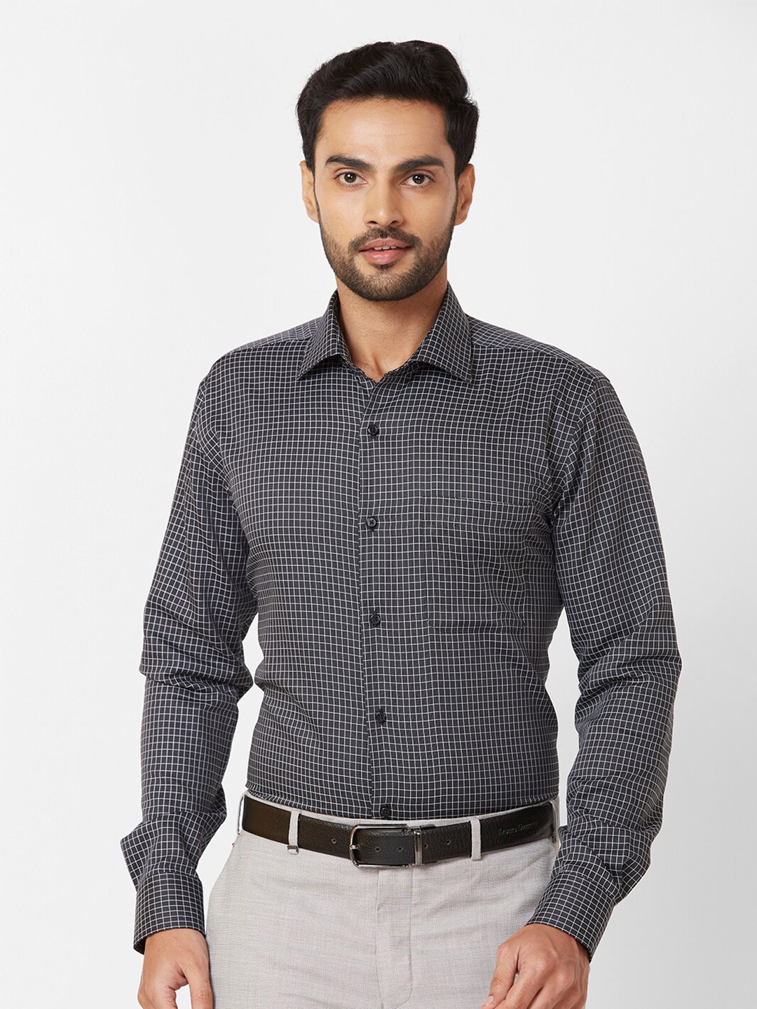

Raymond Checked Contemporary-Fit Cotton Formal Shirt, Black
