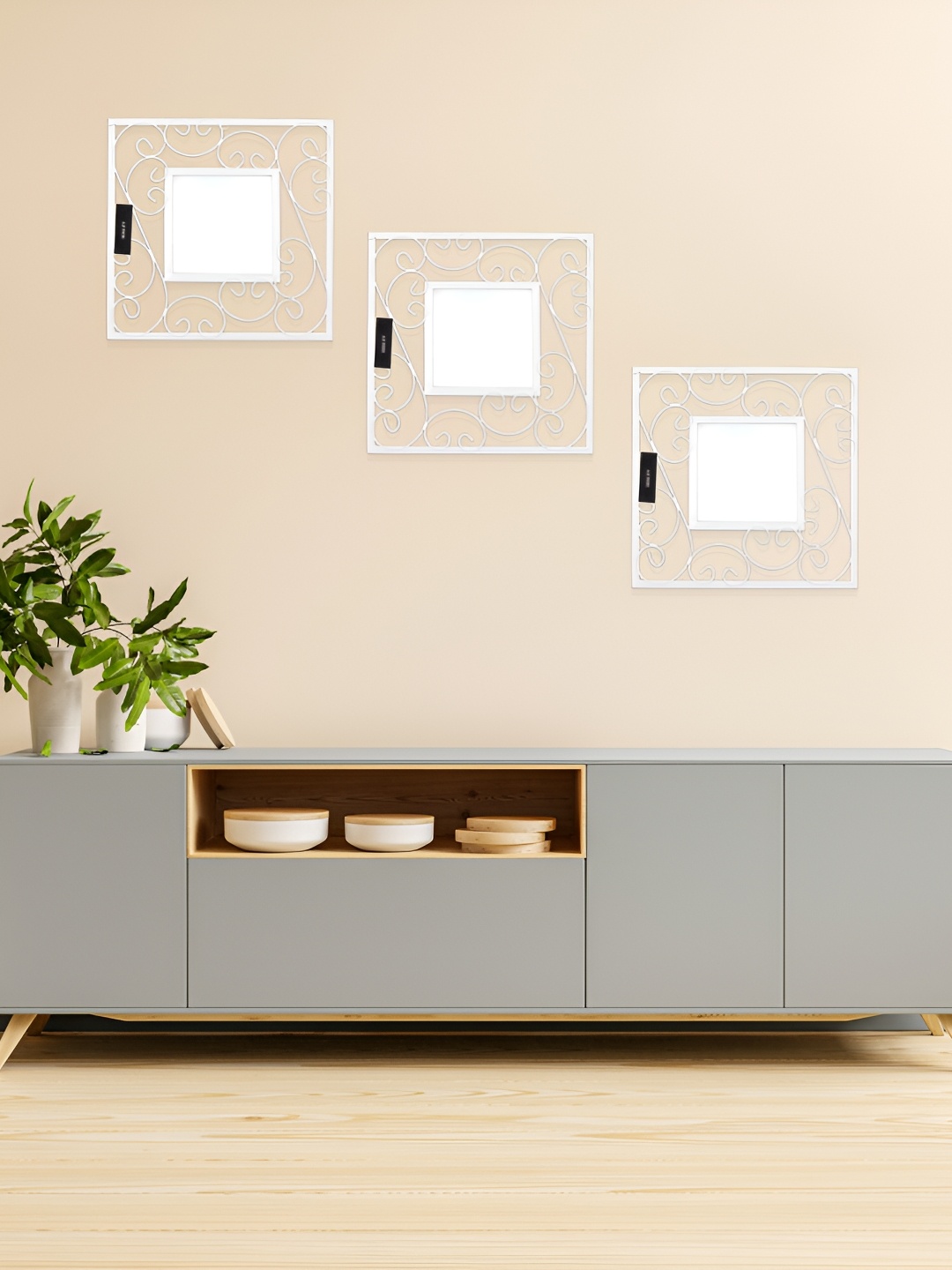 

HOSLEY White 3 Pieces Textured Metal Framed Square Shaped Wall Hanging Mirrors
