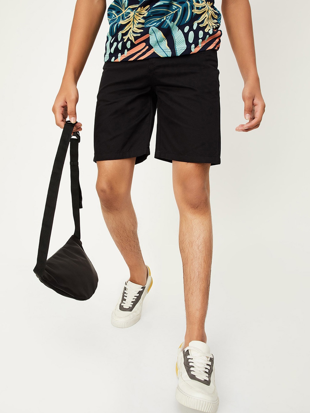 

max Boys Mid-Rise Pure Cotton Denim Shorts, Black