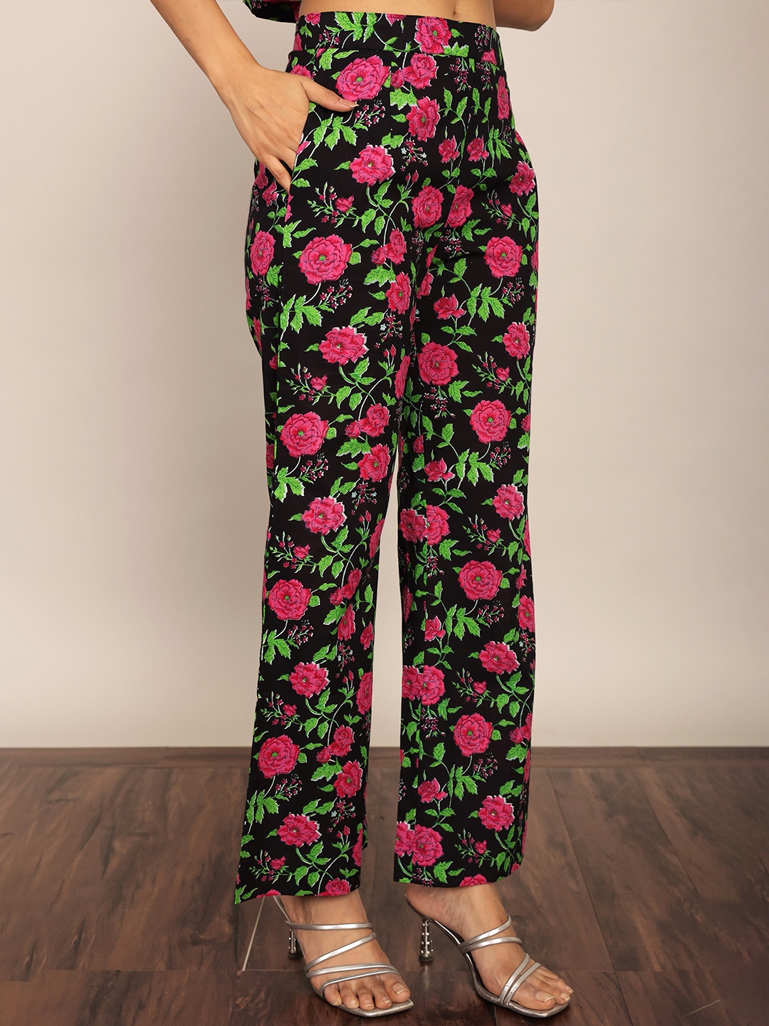 

KAORI BY SHREYA AGARWAL Women Floral Printed Cotton Straight Palazzos, Black