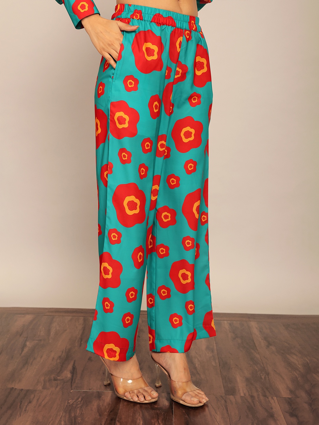

KAORI BY SHREYA AGARWAL Women Floral Printed Georgette Wide Leg Palazzos, Sea green