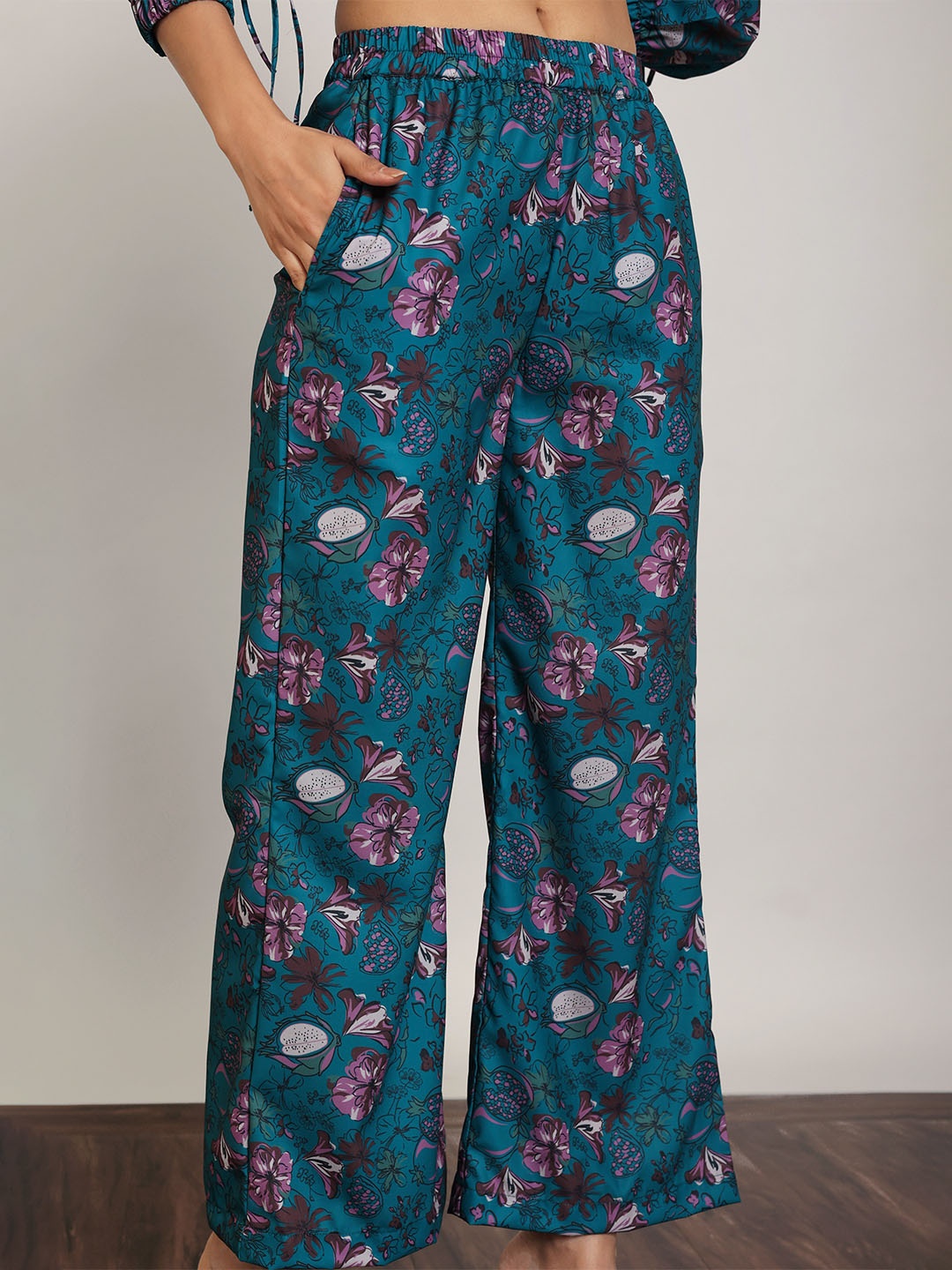 

KAORI BY SHREYA AGARWAL Women Floral Printed Straight Fit Cotton Parallel Trousers, Teal