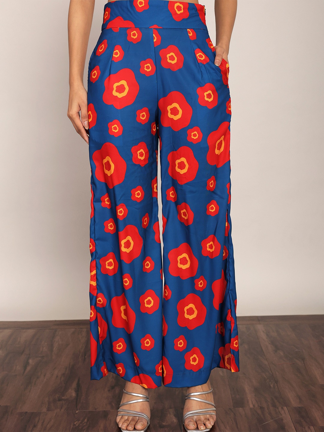 

KAORI BY SHREYA AGARWAL Women Floral Printed Straight Fit Cotton Parallel Trousers, Blue