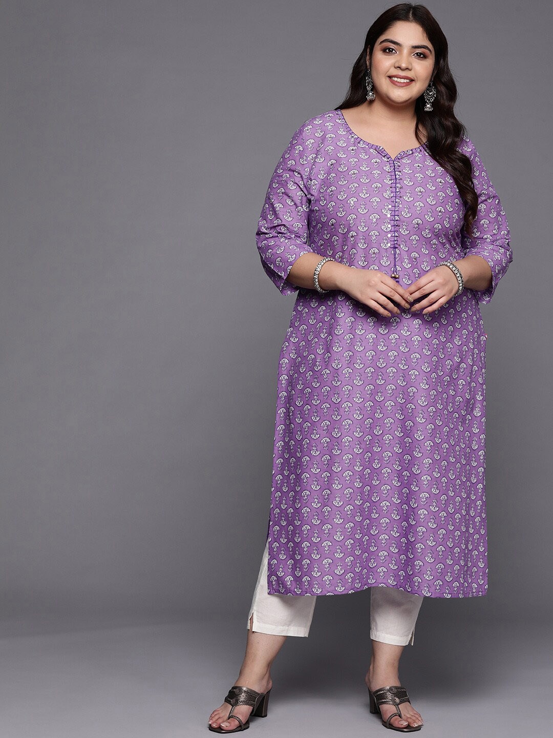 

KALINI Ethnic Motifs Printed V-Neck Cotton Straight Kurta, Purple