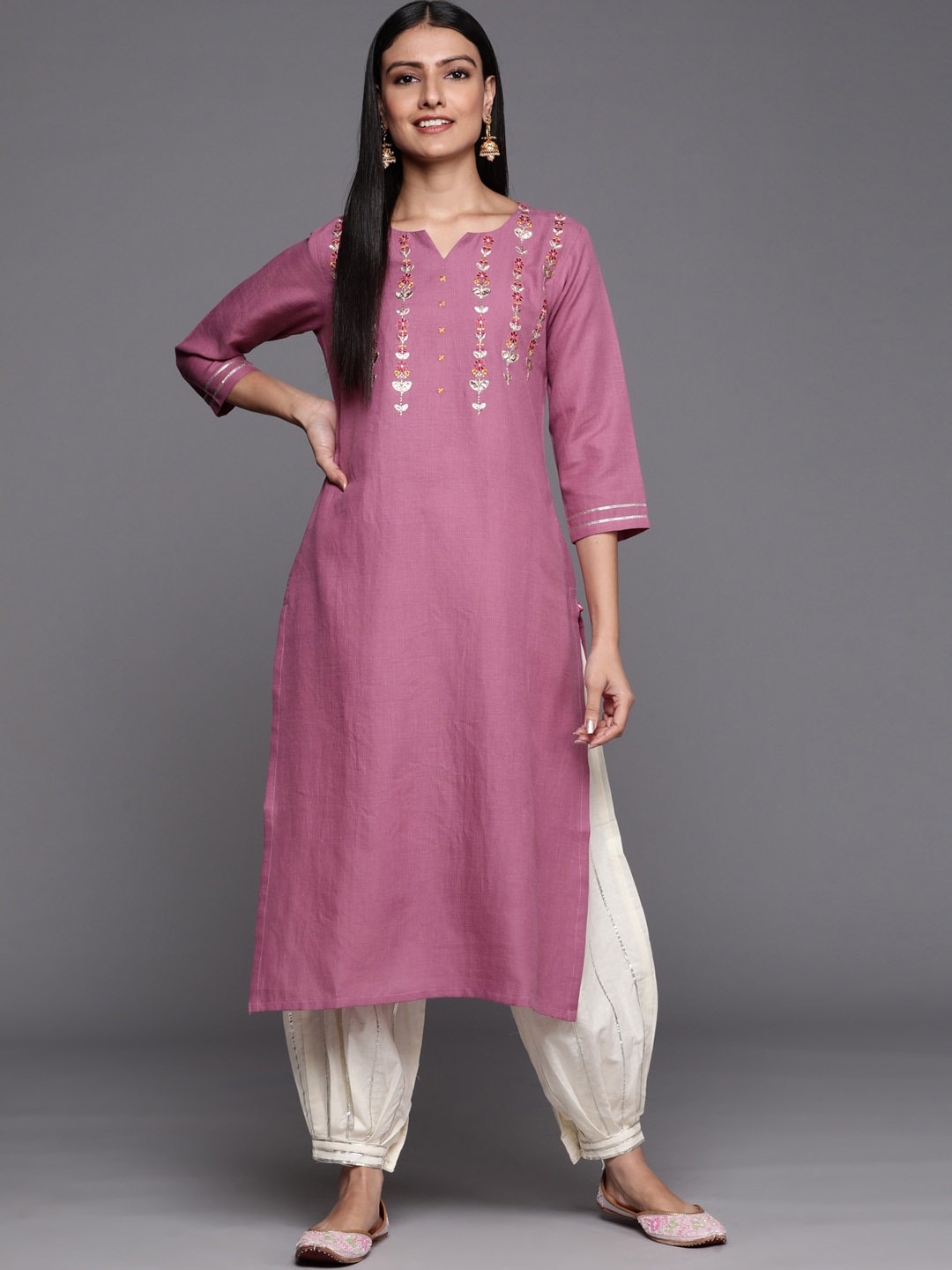 

KALINI Women Yoke Design Gotta Patti Straight Kurta, Mauve
