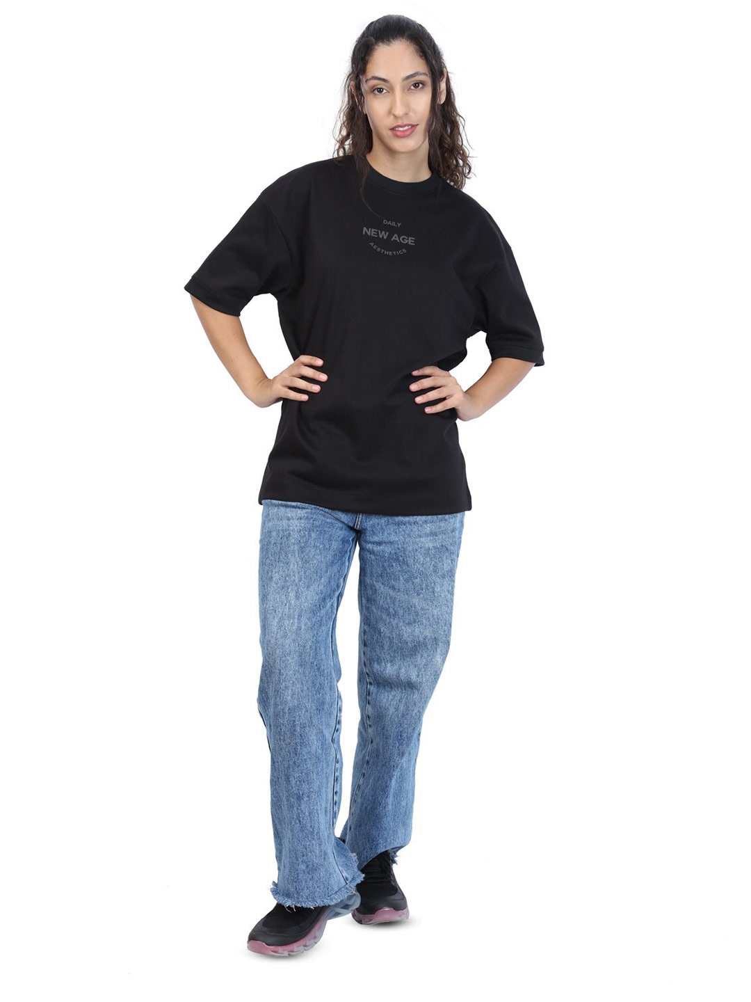 

ZU Printed Drop-Shoulder Sleeves Round Neck Oversized T-shirt, Black