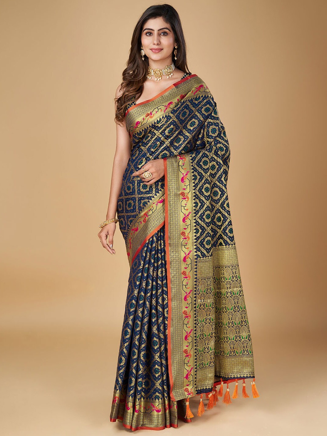 

RAJ DHARMA SILK Woven Design Zari Silk Patola Saree, Navy blue