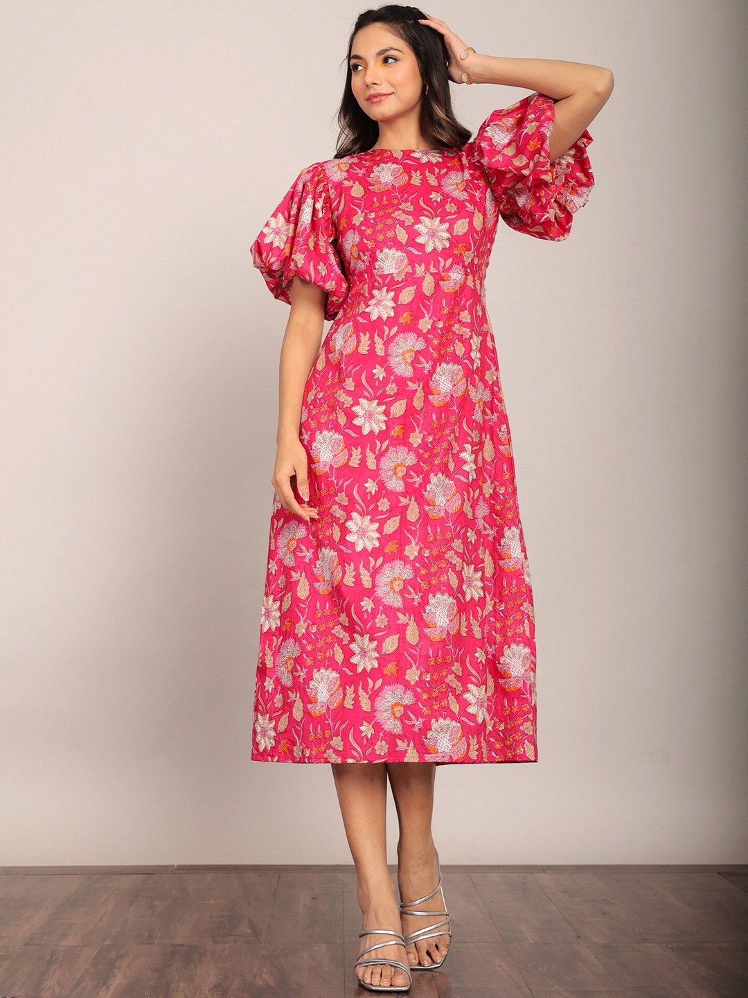 

KAORI BY SHREYA AGARWAL Round Neck Short Puff Sleeves Floral Print A-Line Midi Dress, Pink