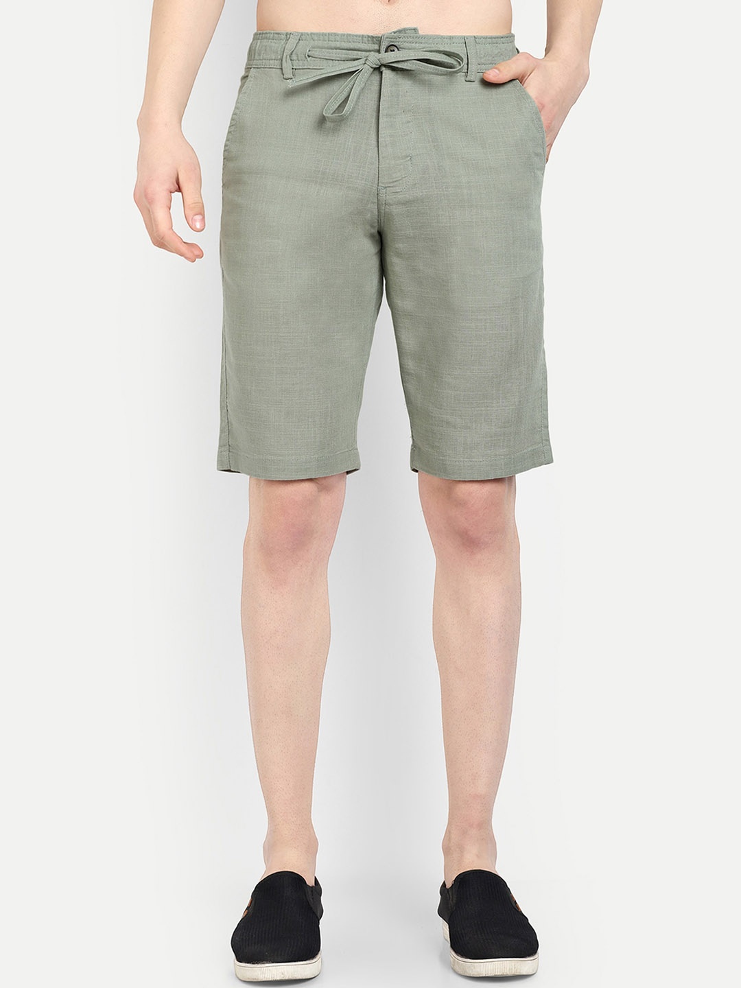 

CARBONN CLOTH Men Mid-Rise Linen Regular Shorts, Sea green