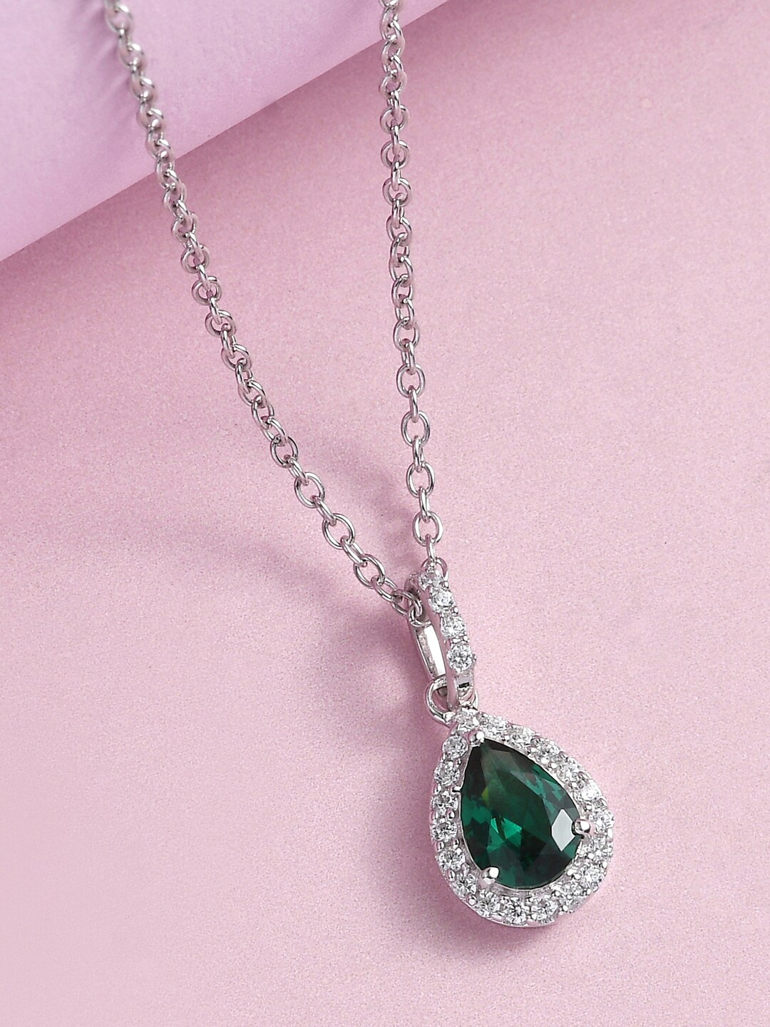 

Ornate Jewels 925 Sterling Silver Emerald Necklace
