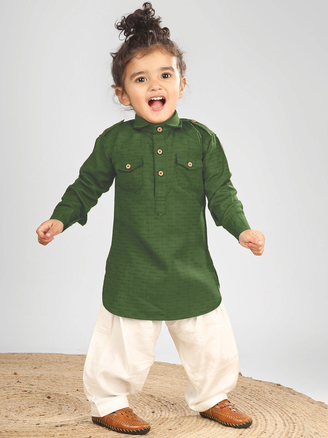 

Polka Tots Kids Regular Kurta with Pyjamas, Green