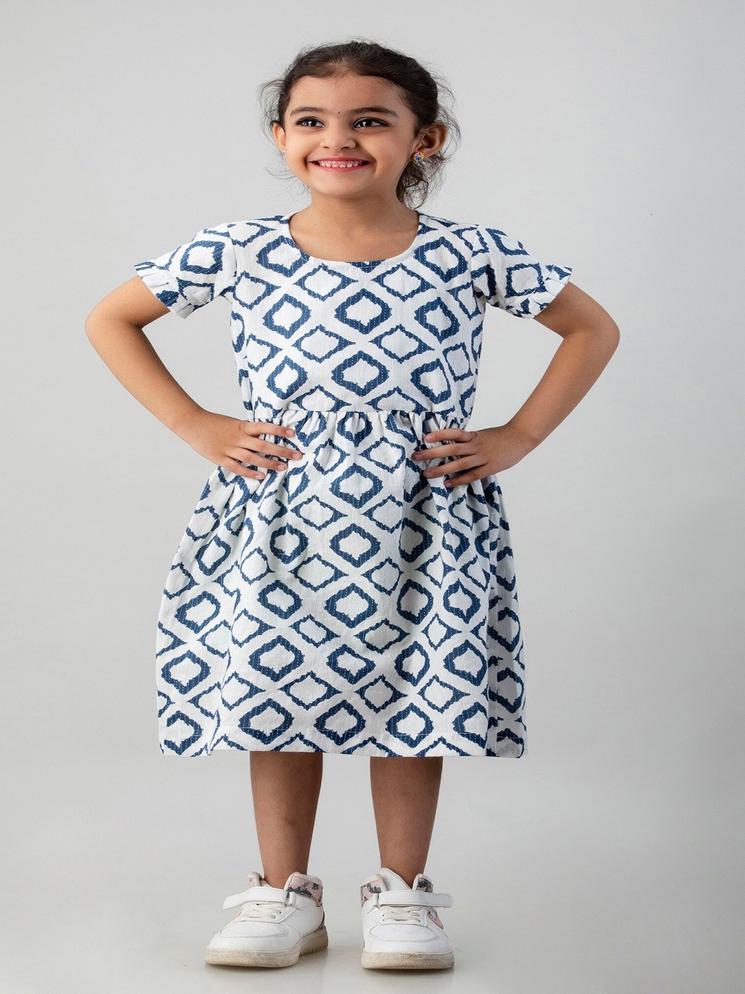 

BAESD Girls Geometric Printed Cotton Fit & Flare Midi Dress, White